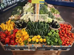 365-biocoop-albertville-bioharmony-magasin-alimentation-bio-legume-poivron-courgette-tomate-fruit-saison.webp