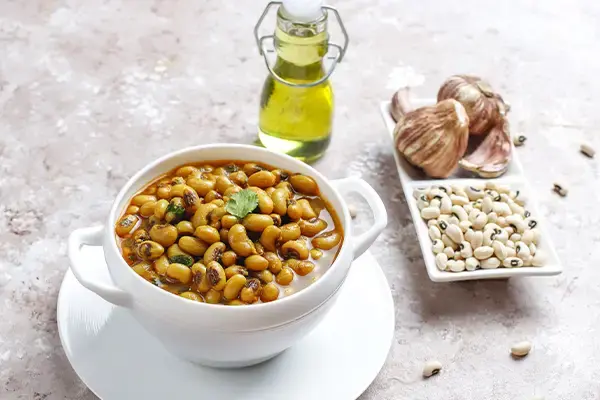 Minestrone aux deux haricots, sauce pistou